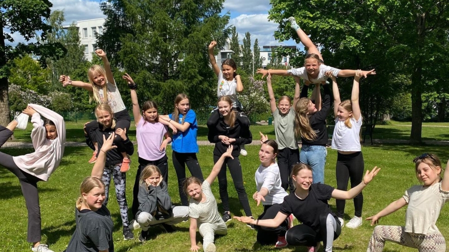 352200576_1427418494726288_3108558329301354778_n